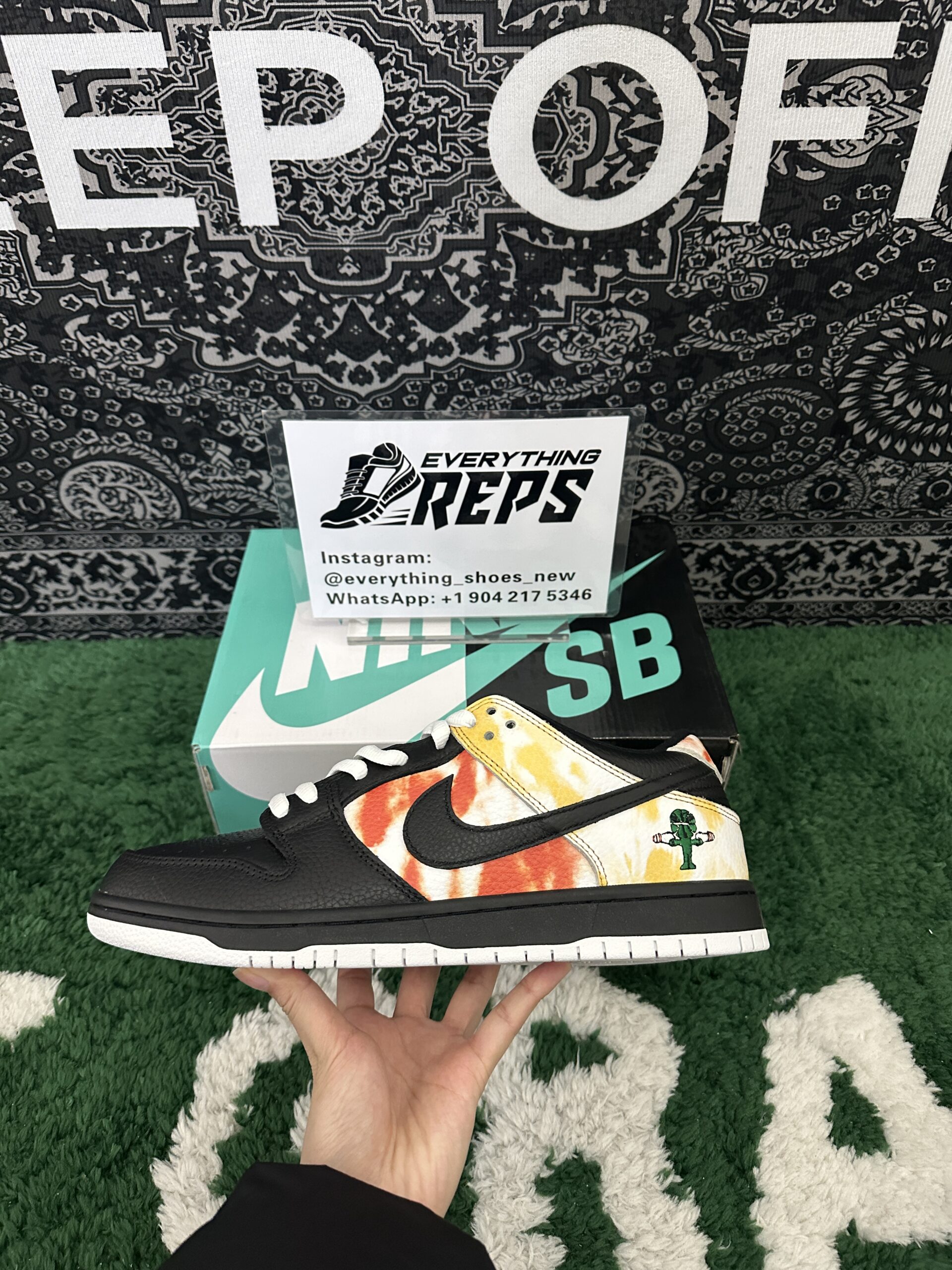 Nike SB Dunk Low Raygun Tie-Dye Black - Image 7