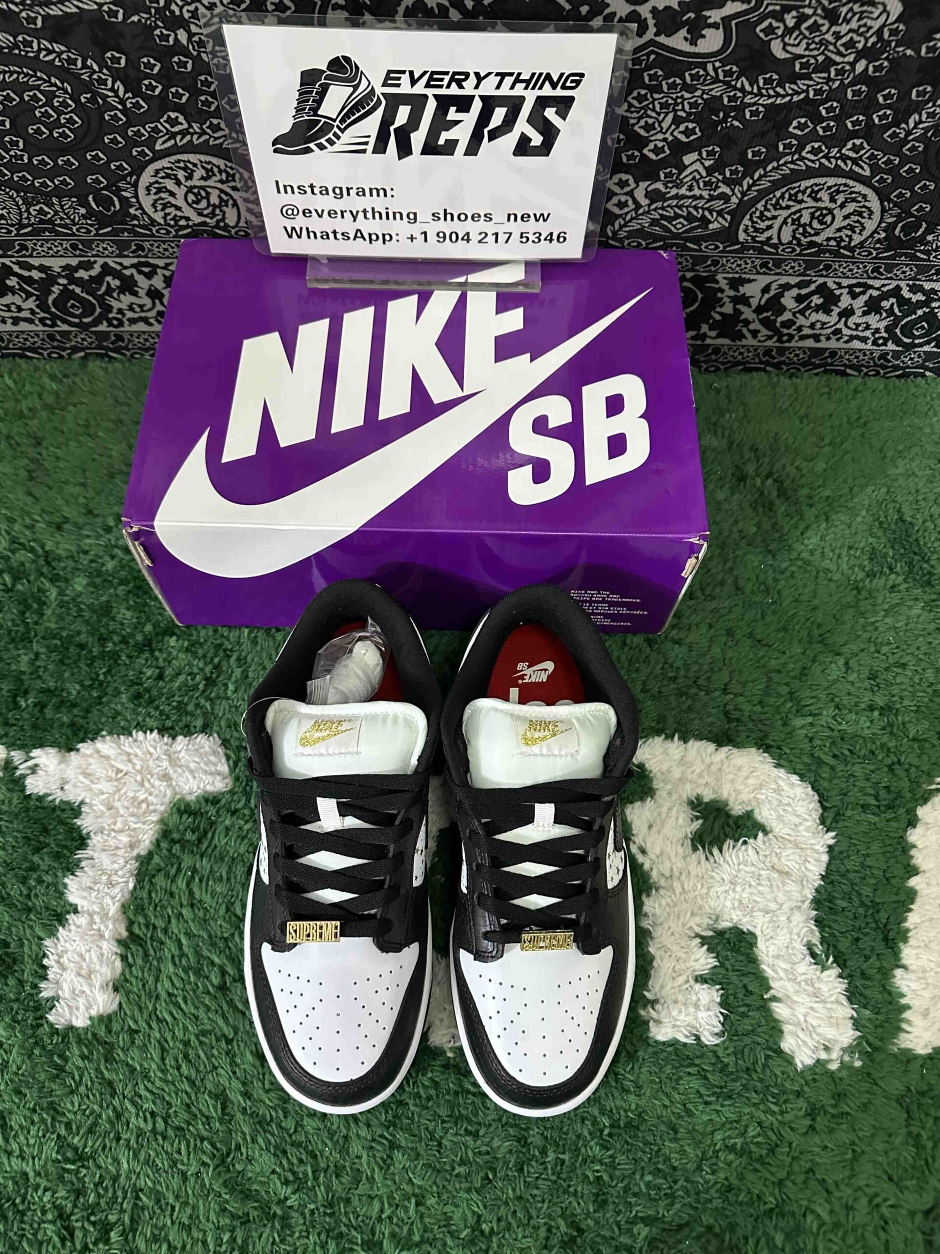 Supreme x Nike SB Dunk Low